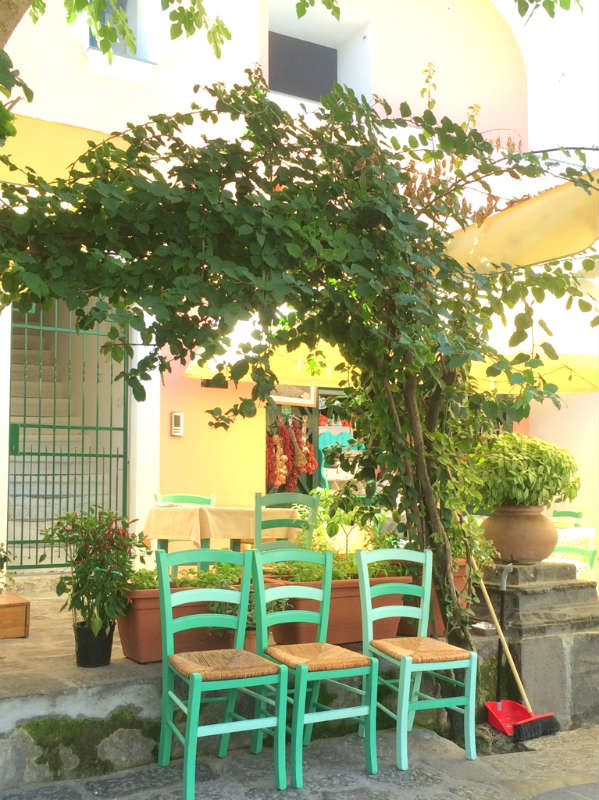 Ischia Island. sit down. Ischia, Bay of Naples, Italy © Photo by Lisa van de Pol